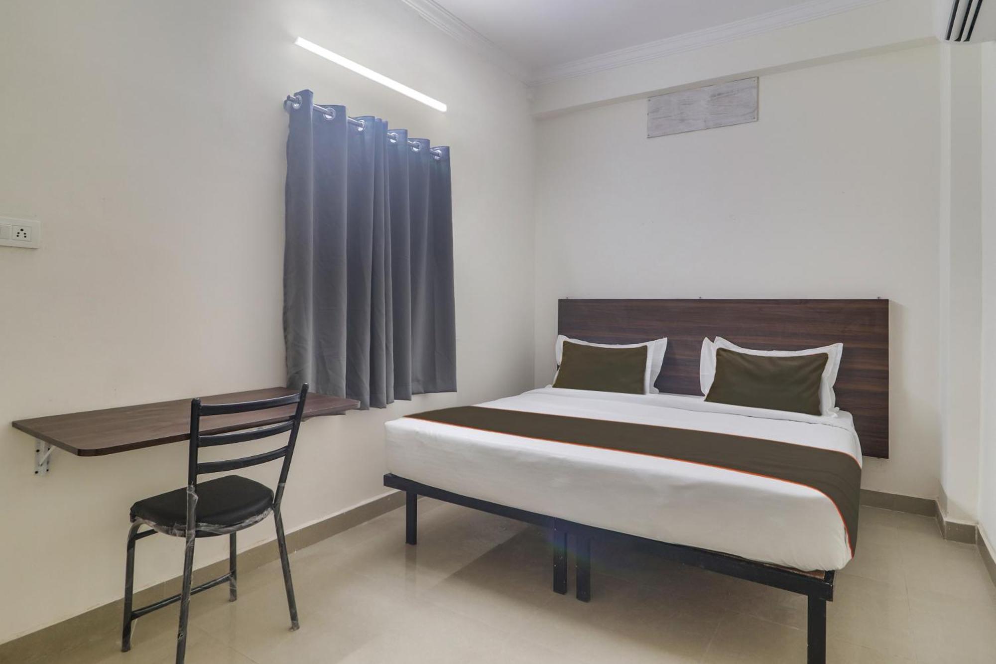 Hotel Collection O Sbr Kondapur Near Rto Office Hyderabad Exterior foto