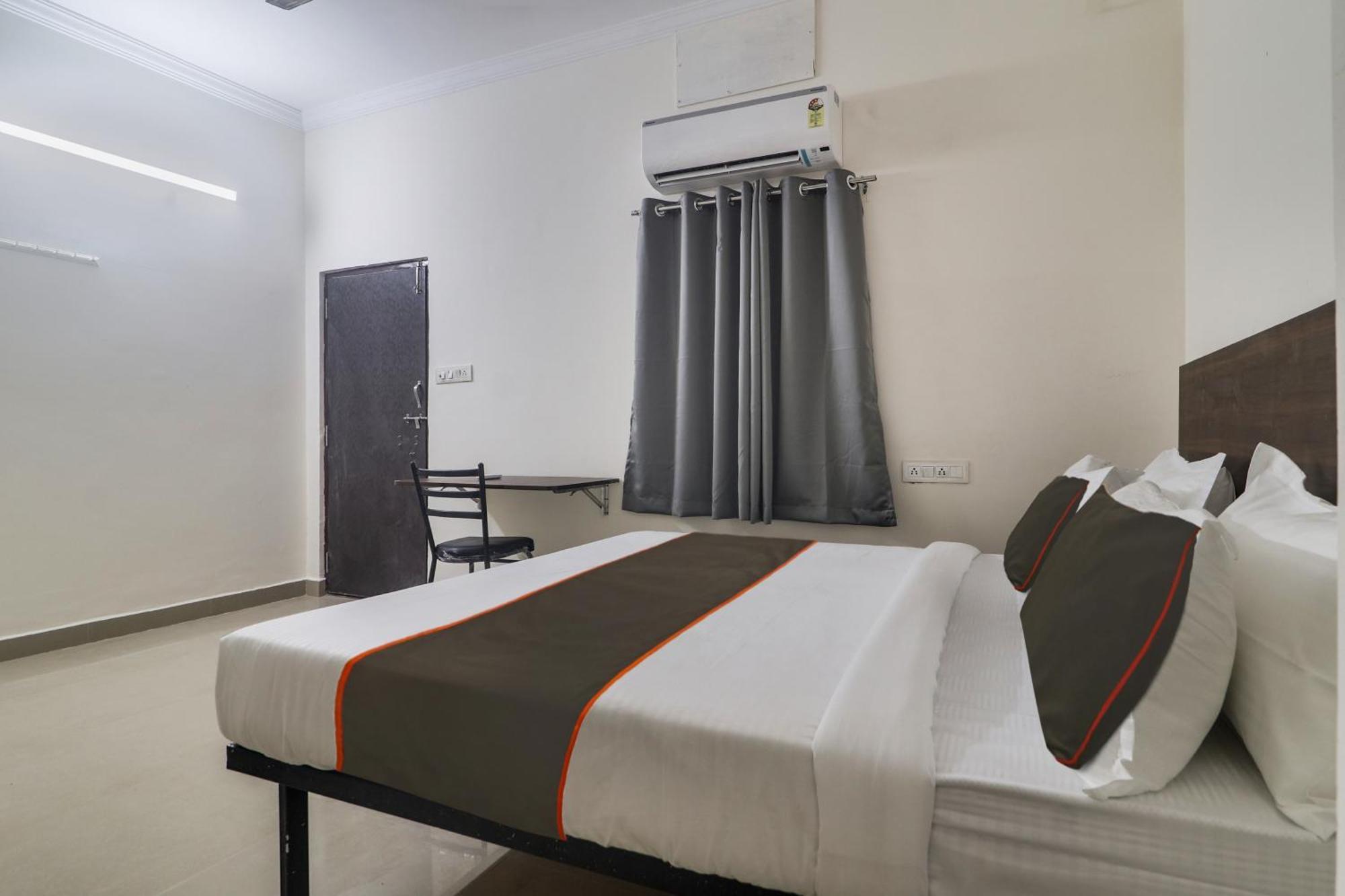 Hotel Collection O Sbr Kondapur Near Rto Office Hyderabad Exterior foto